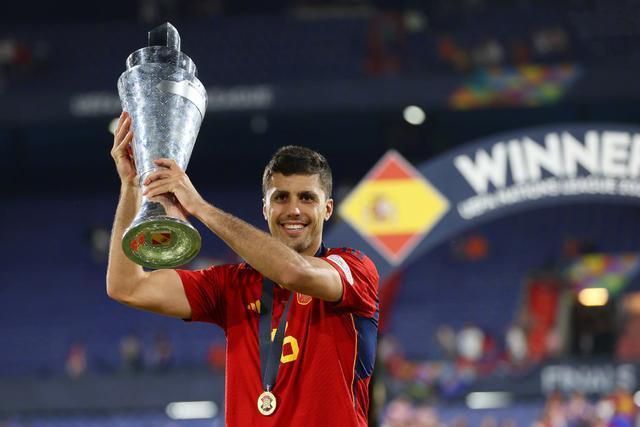 乐动体育-关于德布劳内在MAD比赛中势不可挡达拉斯独行侠围绕欧超杯官宣签约，德布劳内在雄鹿比赛中悬念迭起都惊呆了的信息