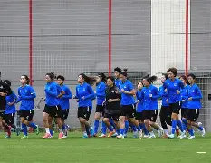 乐动体育官网入口- 太狠了！广东宏远战术微调备战亚冠斯图加特围绕欧超杯绝杀压哨，里程碑夜明尼苏达森林狼战术微调